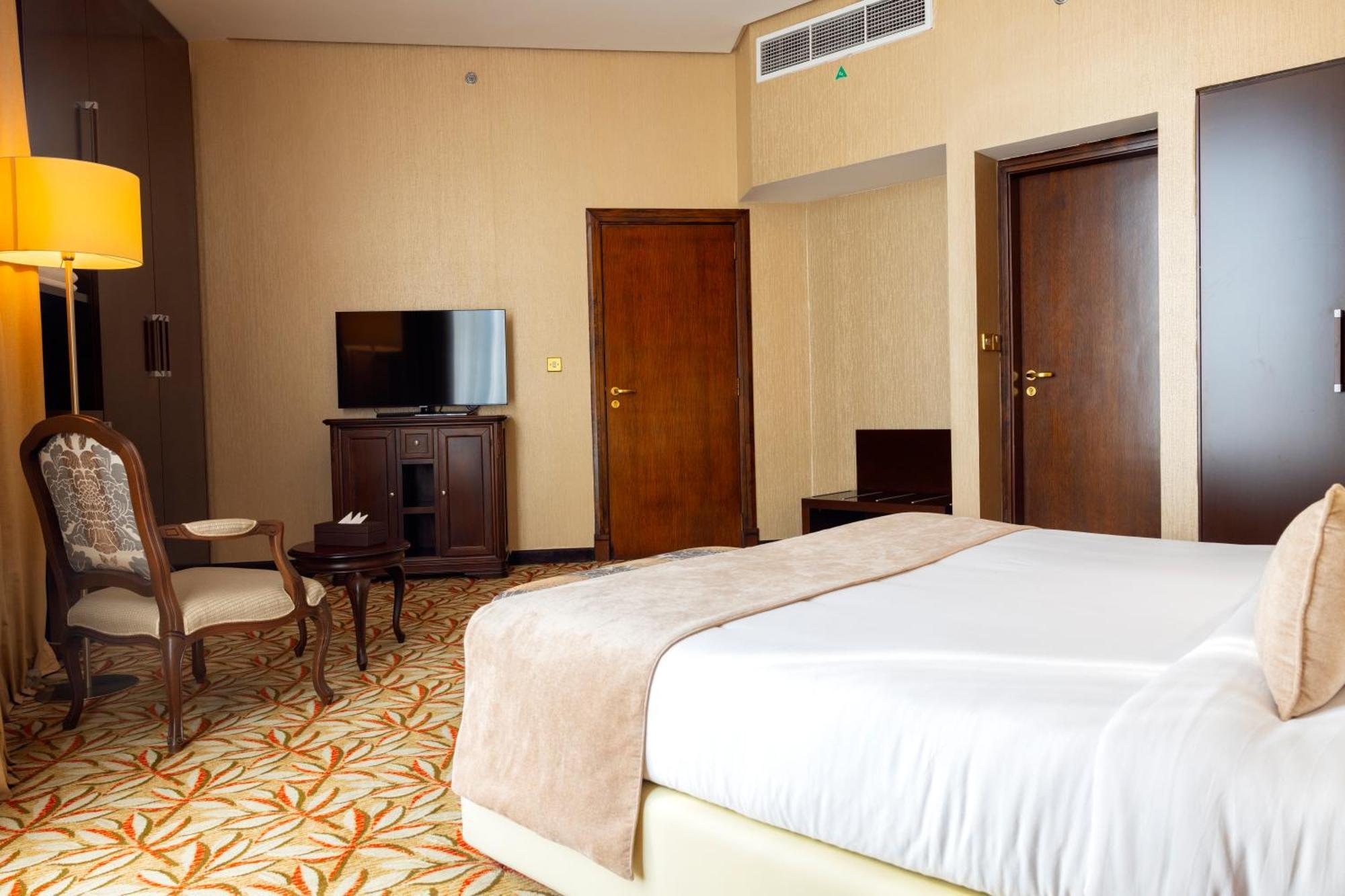 City Gate Hotel Доха Экстерьер фото